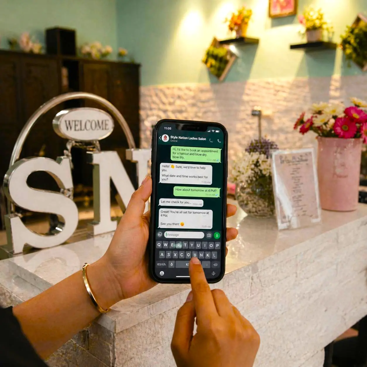 Easy WhatsApp booking for beauty salon